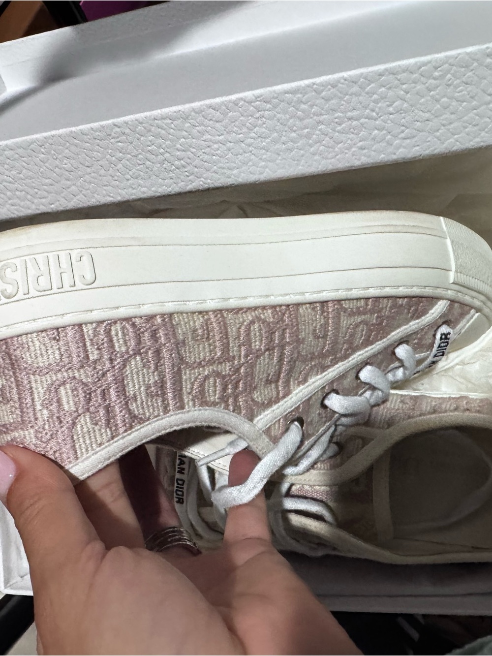 Dior Pink Logo-Print Low-Top Sneakers - Picture 4 of 5